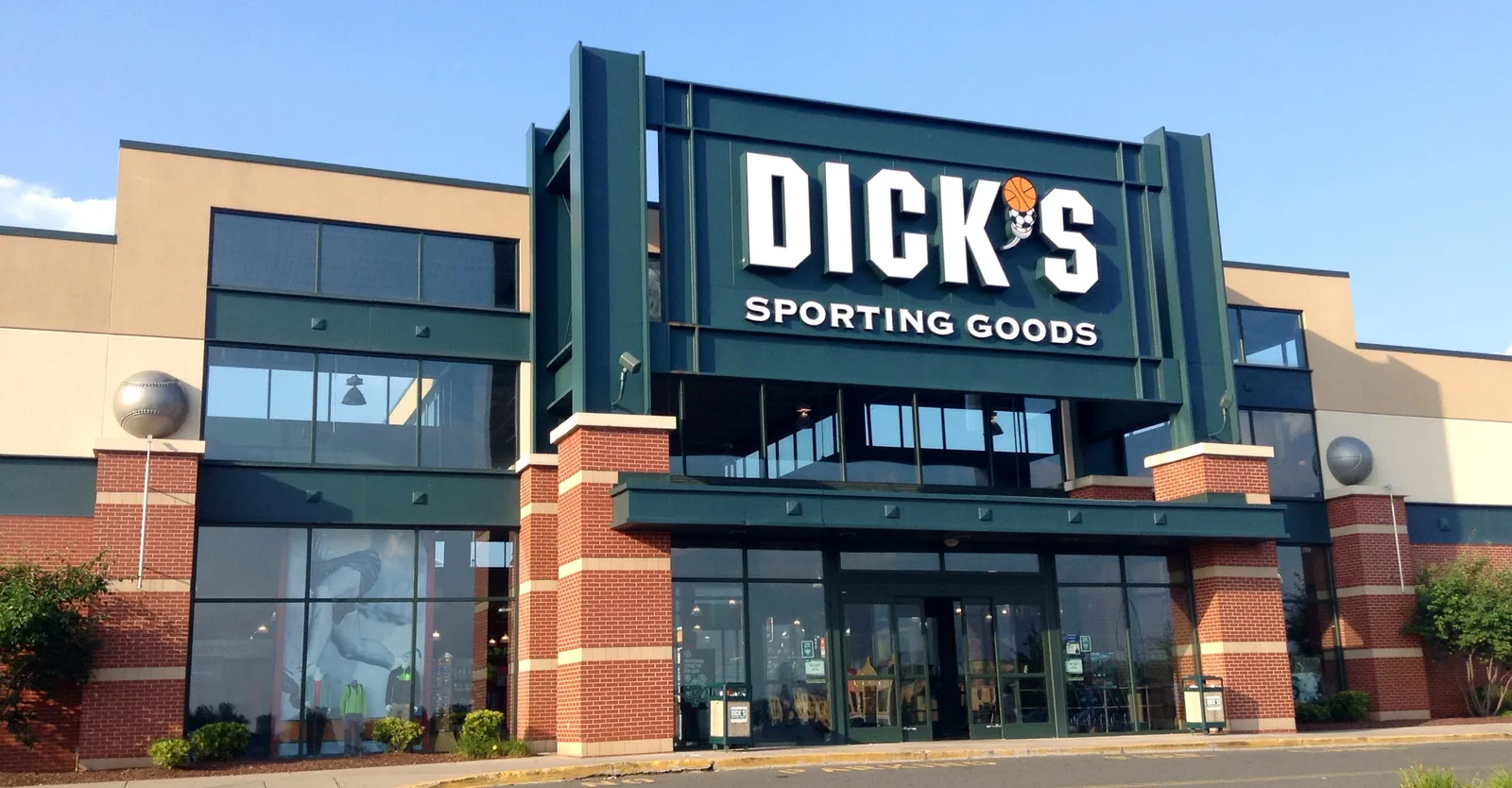 Places You Must Visit This Black Friday To Benefit Most