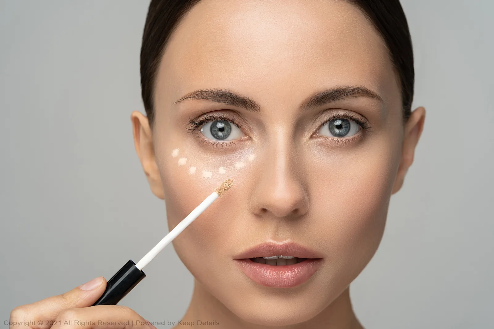 6 Must-to-Own Makeup Products That Should Be Kept In Every Girl’s Vanity