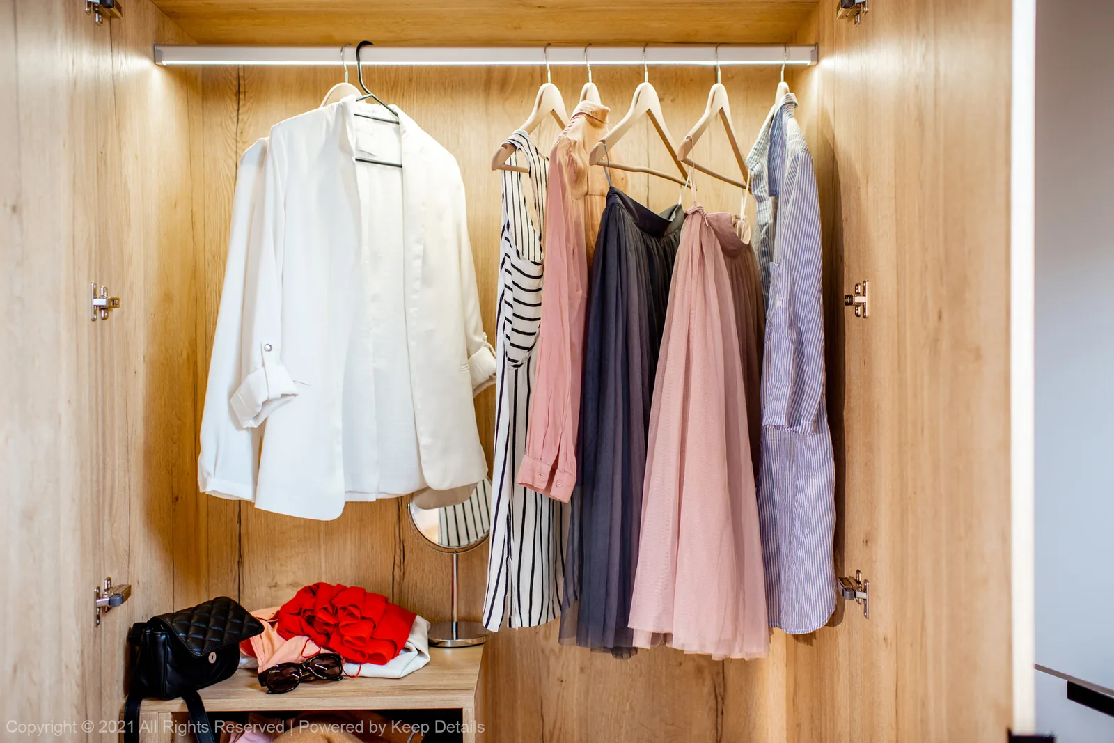 Back to Basics: 7 Staples That Deserves to be in Every Woman`s Wardrobe
