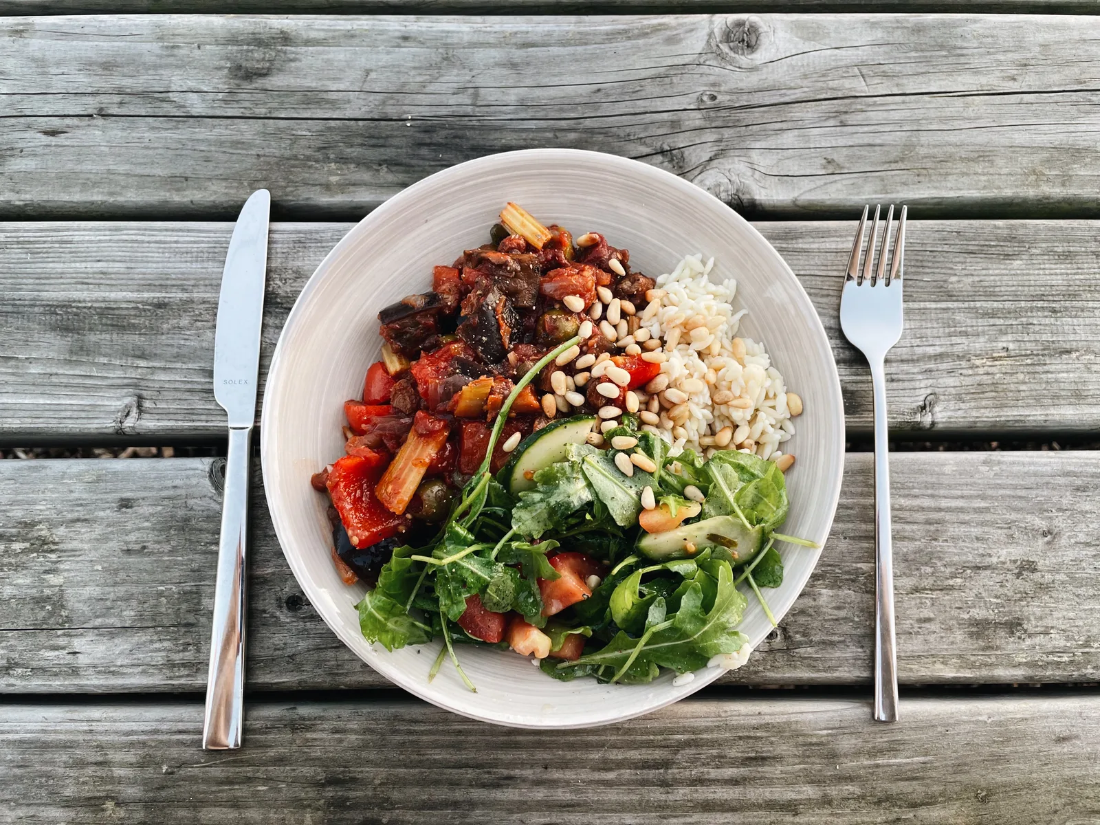 Vegetarian And Vegan Meals: Not As Healthy As You Think