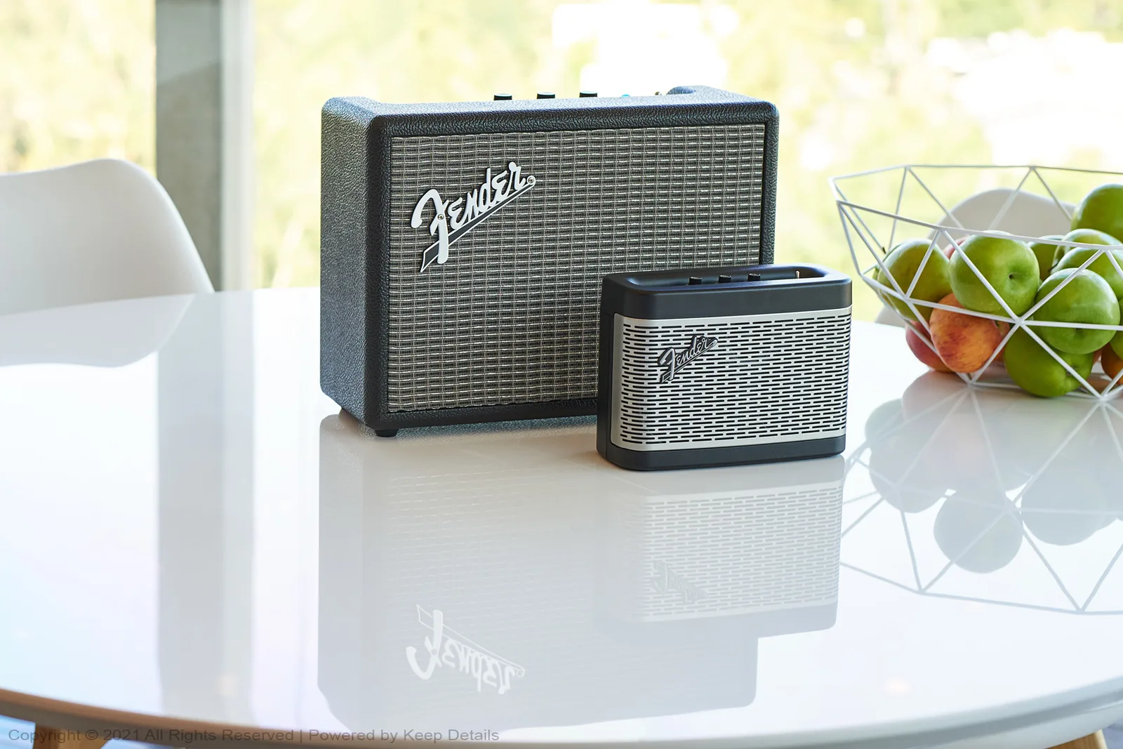 Cool Gadgets You Should Have To Enjoy Non-Stop Music