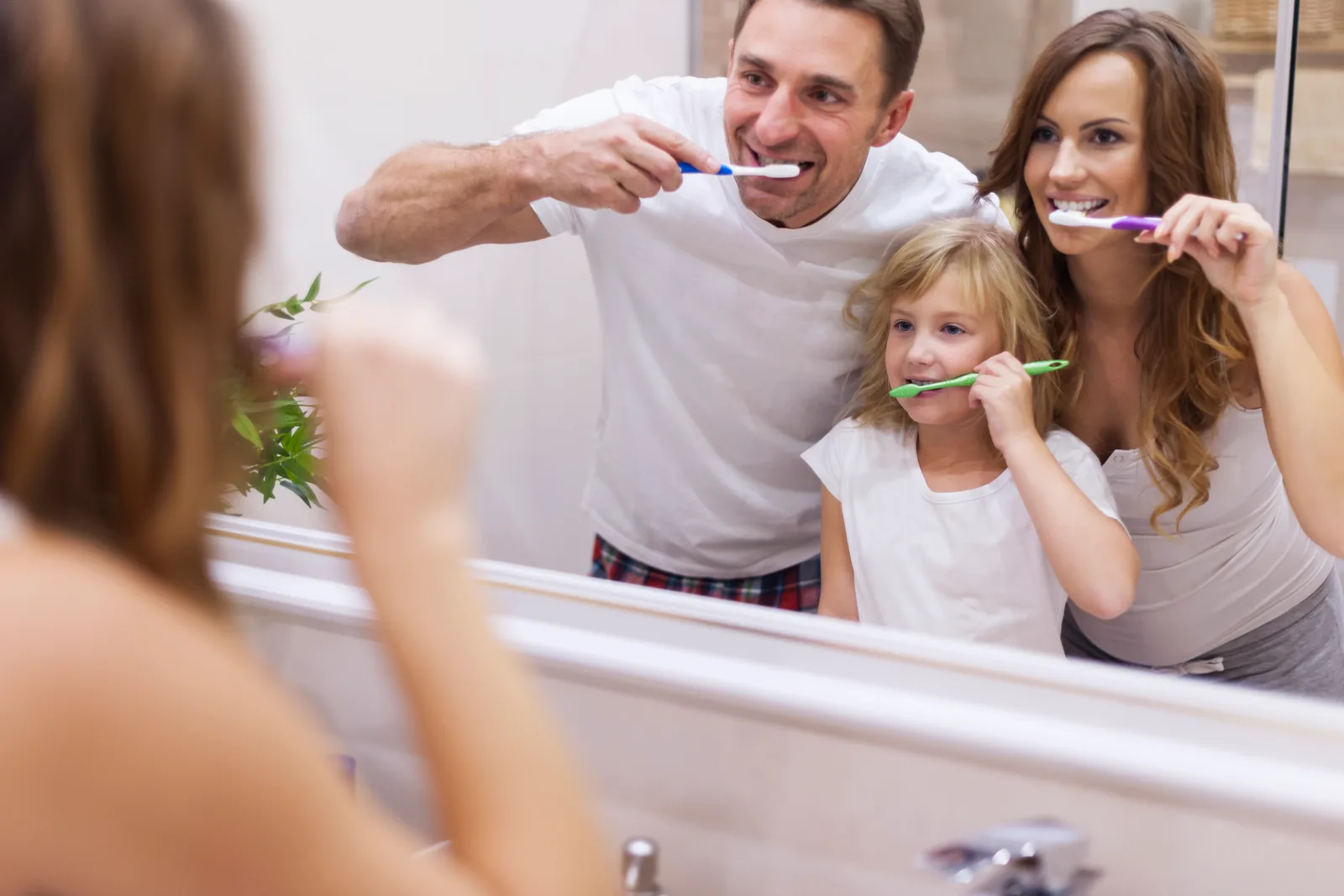 Oral Health: Ultimate Guide To Free And Low Cost Dental Care