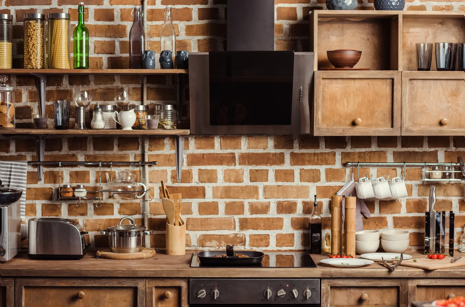 6 Storage Hacks for More Efficient and Tidy Kitchen Space