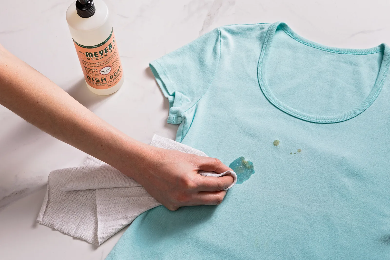 DIY Cleaners: Have A Cleaner House Within A Budget